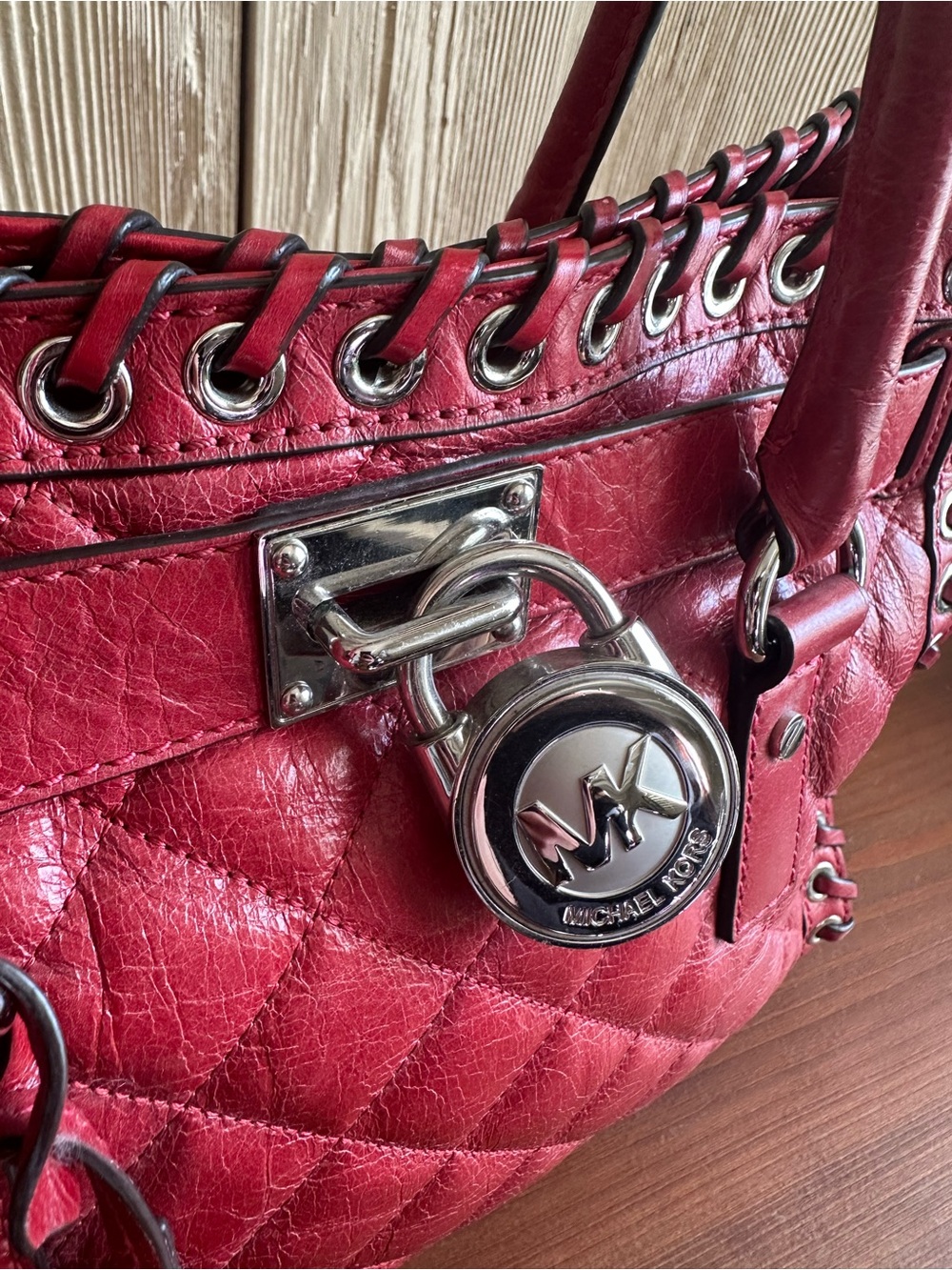 Michael Kors Crimson Quilted Hippie Grommet Satchel Bag w/ Lock & Key - Picture 7 of 15